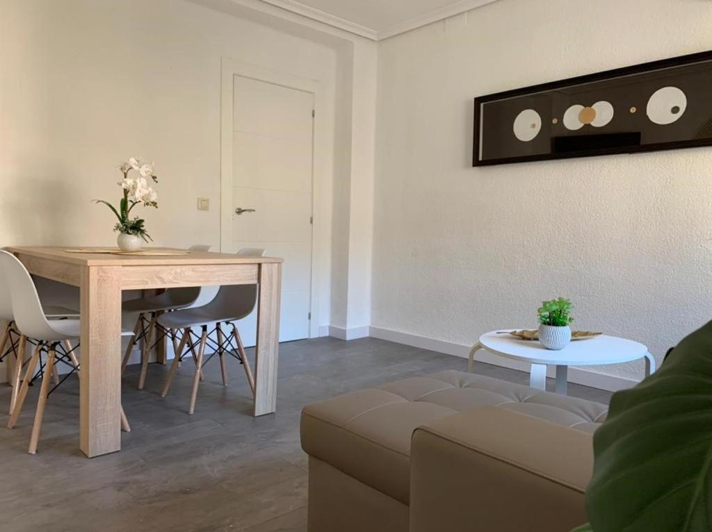 ולנסיה Espectacular Apartamento A 100Mt De La Playa Las Arenas מראה חיצוני תמונה
